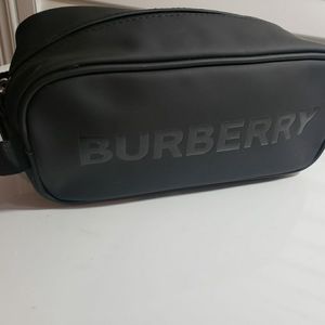 Burberry toiletry/makeup bag (BNWT)